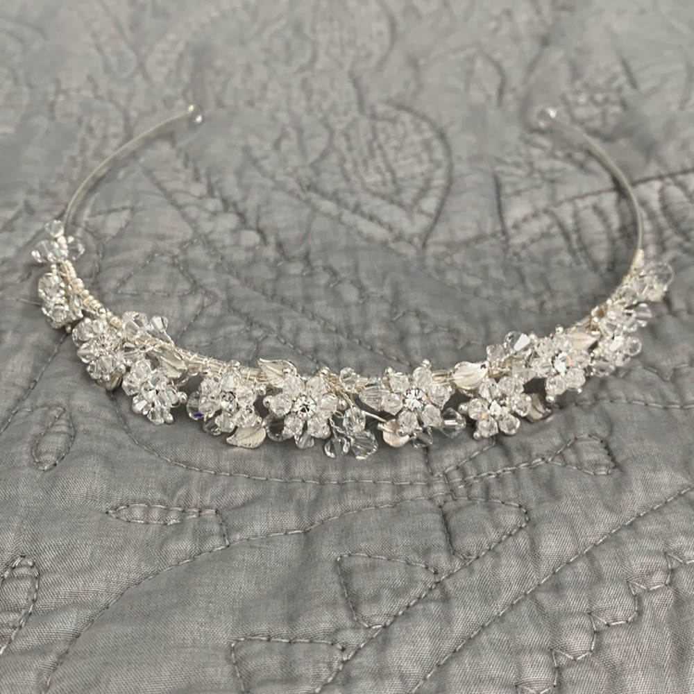 David’s Bridal Floral Head Band
